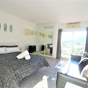https://jupiter-apartments-j527.es-andalucia.com